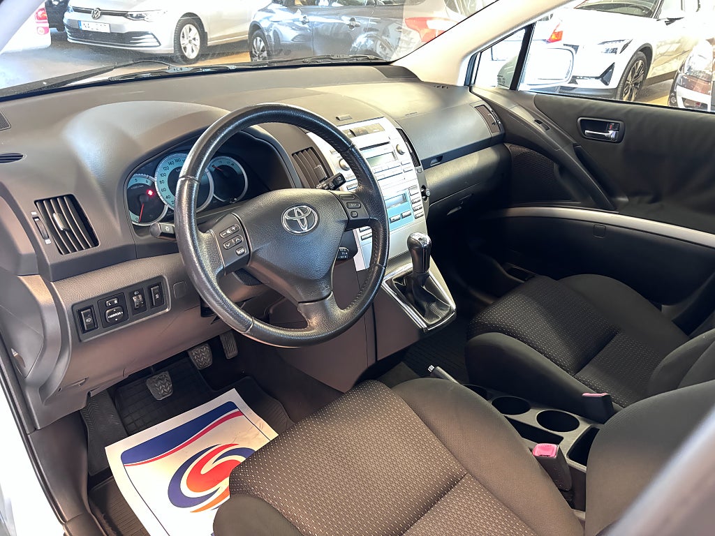 Toyota Corolla Verso 2009 - miniatyr 8