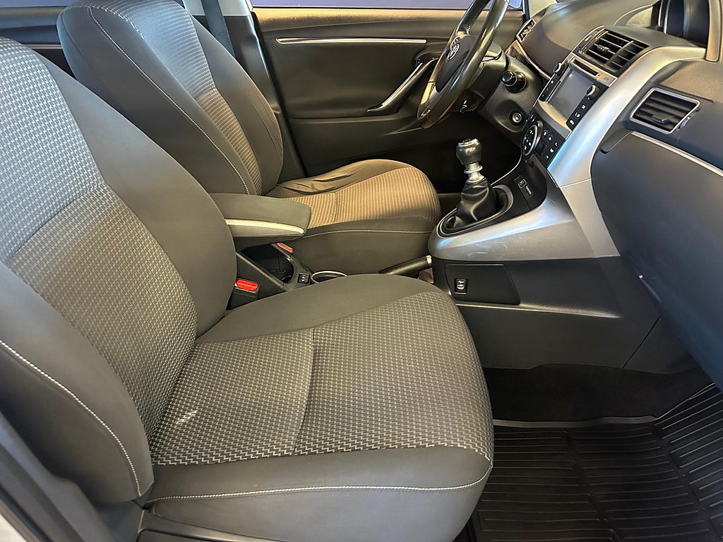 Toyota Verso 2015 - miniatyr 6