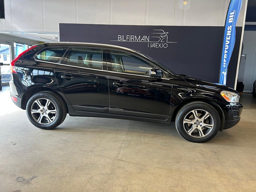 Volvo XC60 2011 - miniatyr 3
