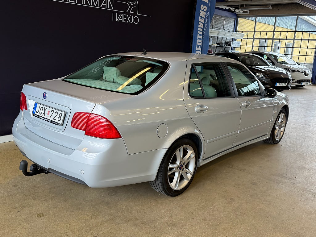 Saab 9-5 2009 - miniatyr 4