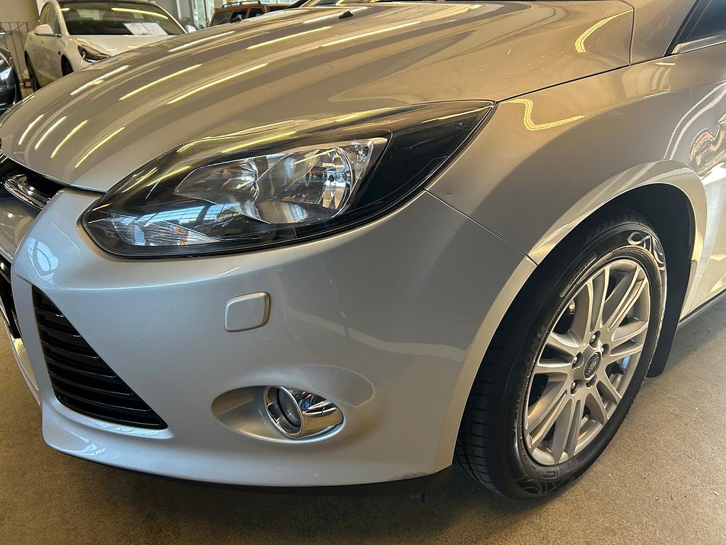 Ford Focus 2013 - miniatyr 22