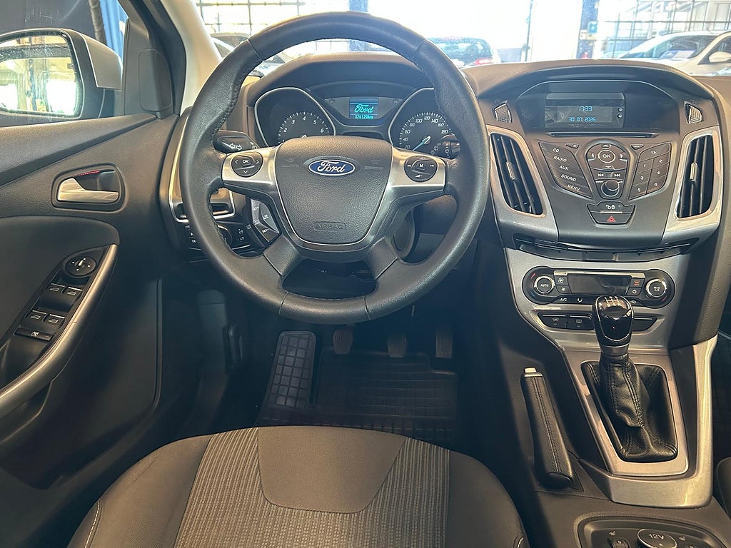 Ford Focus 2013 - miniatyr 9