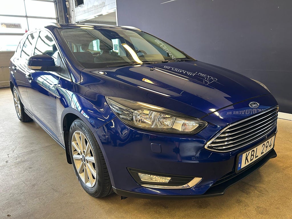 Ford Focus 2016 - bild 1 av 21