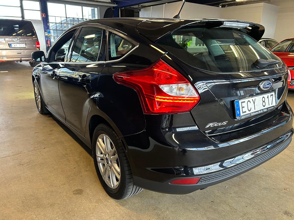 Ford Focus 2013 - miniatyr 8