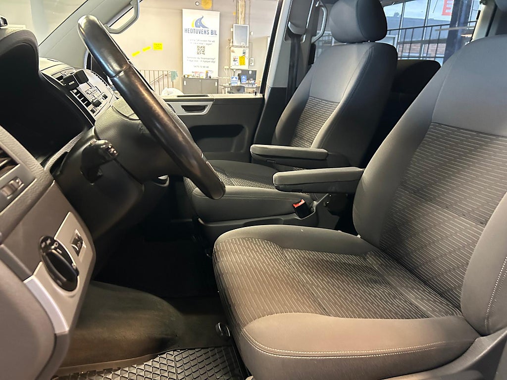 Volkswagen Multivan 2012 - miniatyr 15