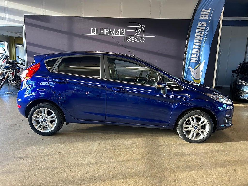Ford Fiesta 2017 - miniatyr 2