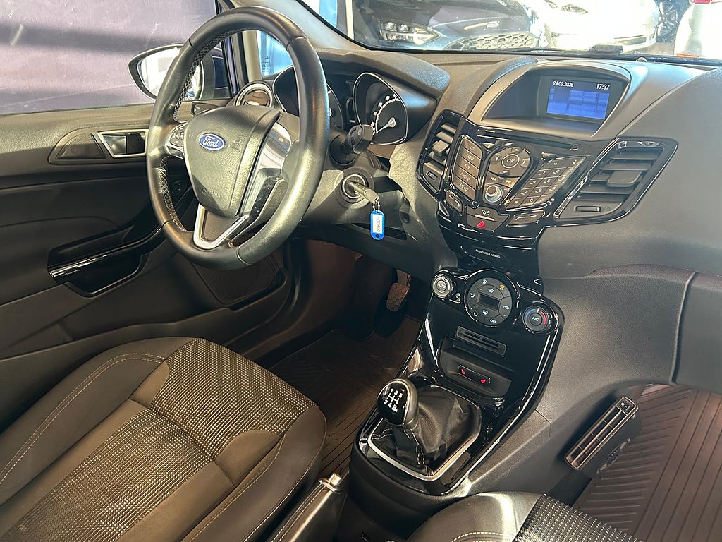 Ford Fiesta 2017 - miniatyr 7