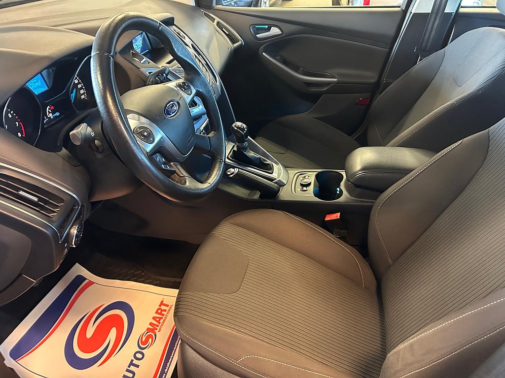 Ford Focus 2013 - miniatyr 9