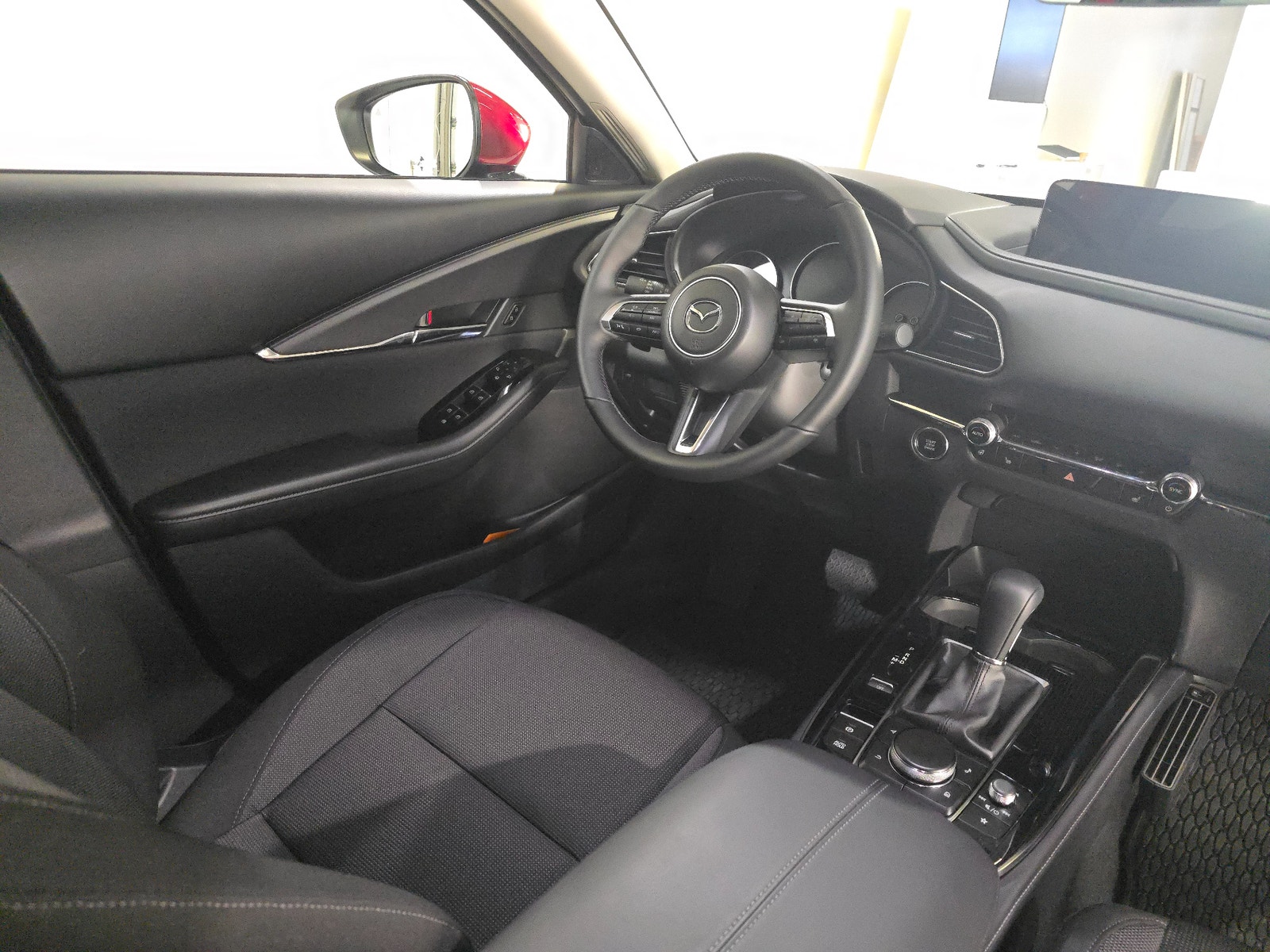 Mazda CX-30 2.0 186hk Centre-Line, Design Pack, AWD|V-Hjul & M-Värm 2025 - miniatyr 12
