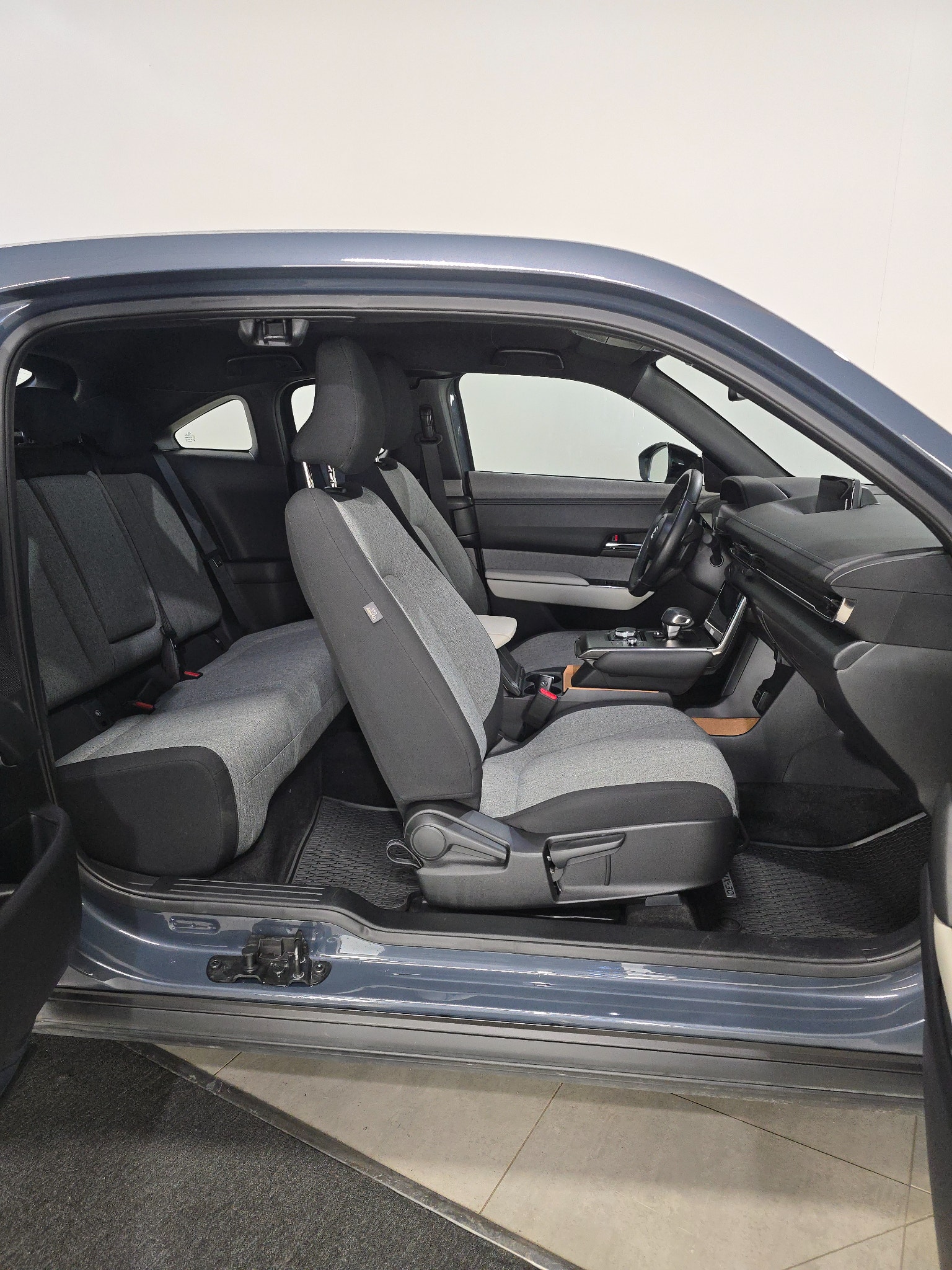 Mazda MX-30 e-Skyactiv R-EV Exclusive-Line | DEMO | MOMS 2024 - miniatyr 8