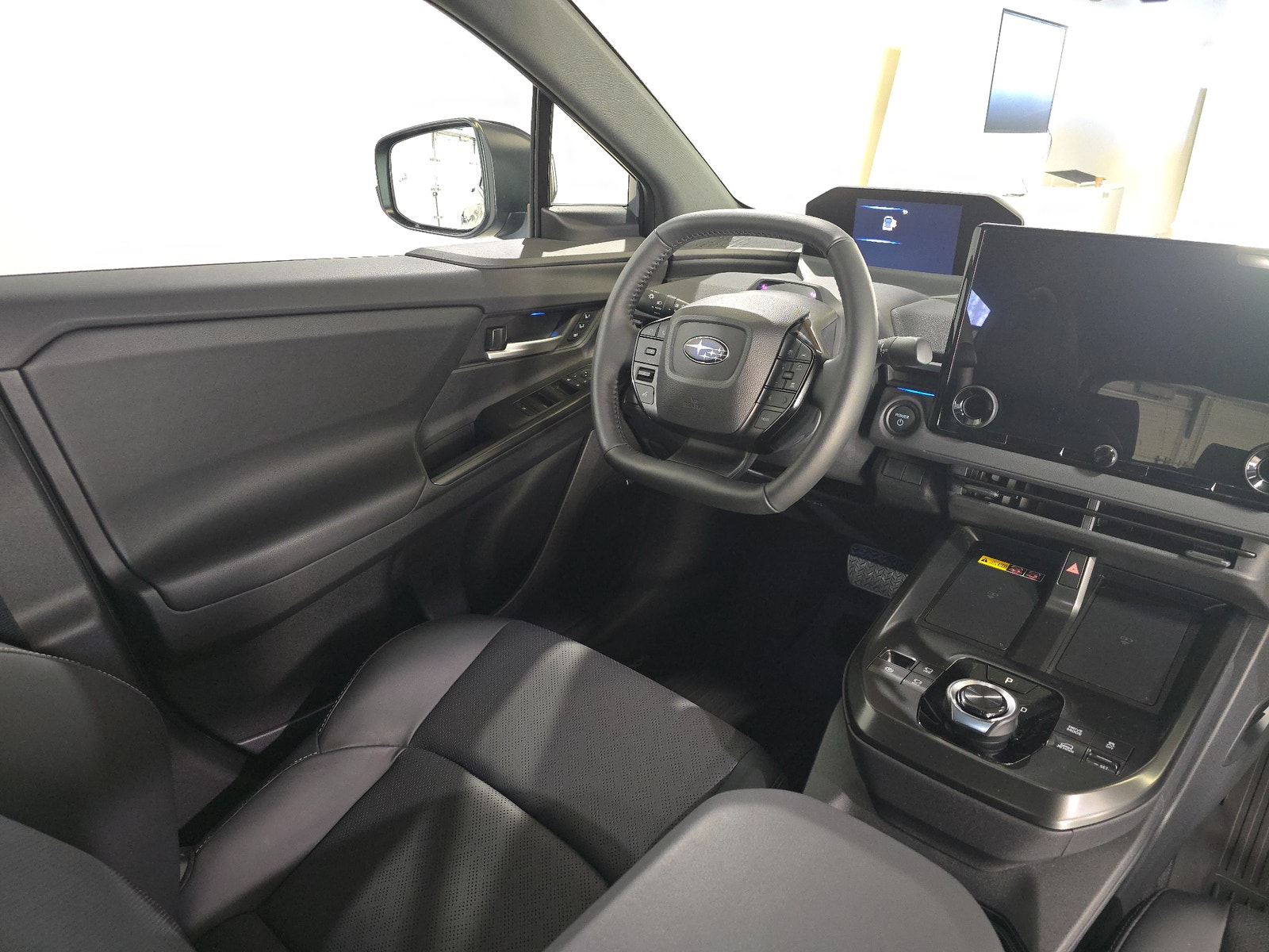 Subaru Solterra Touring AWD 73.1 kWh 2026 - miniatyr 9