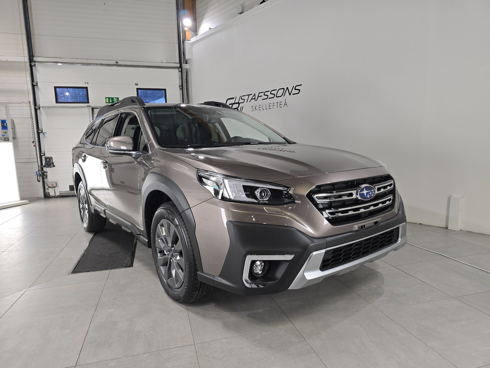 Subaru Outback Adventure AWD xFuel | V-hjul, Drag, Motorvärmare 2025 - miniatyr 2