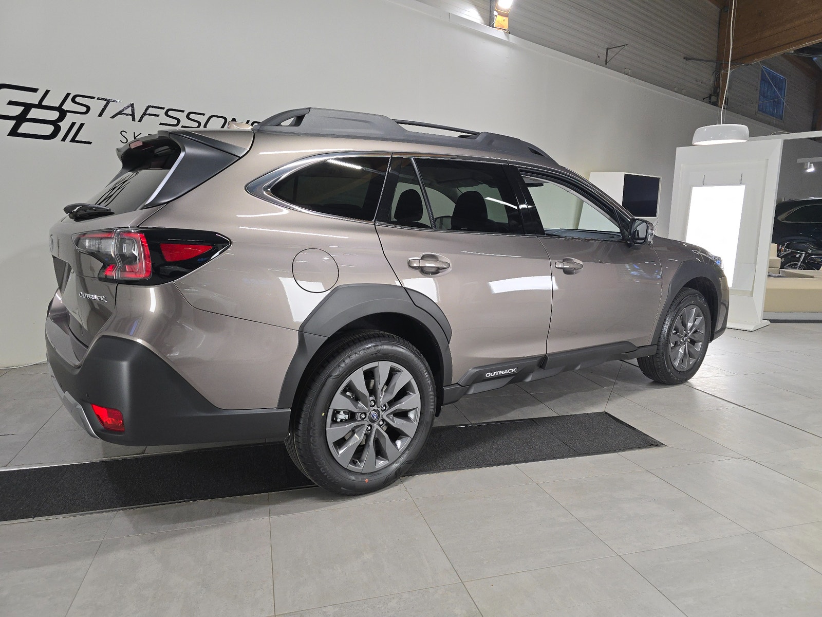 Subaru Outback Adventure AWD xFuel | V-hjul, Drag, Motorvärmare 2025 - miniatyr 4