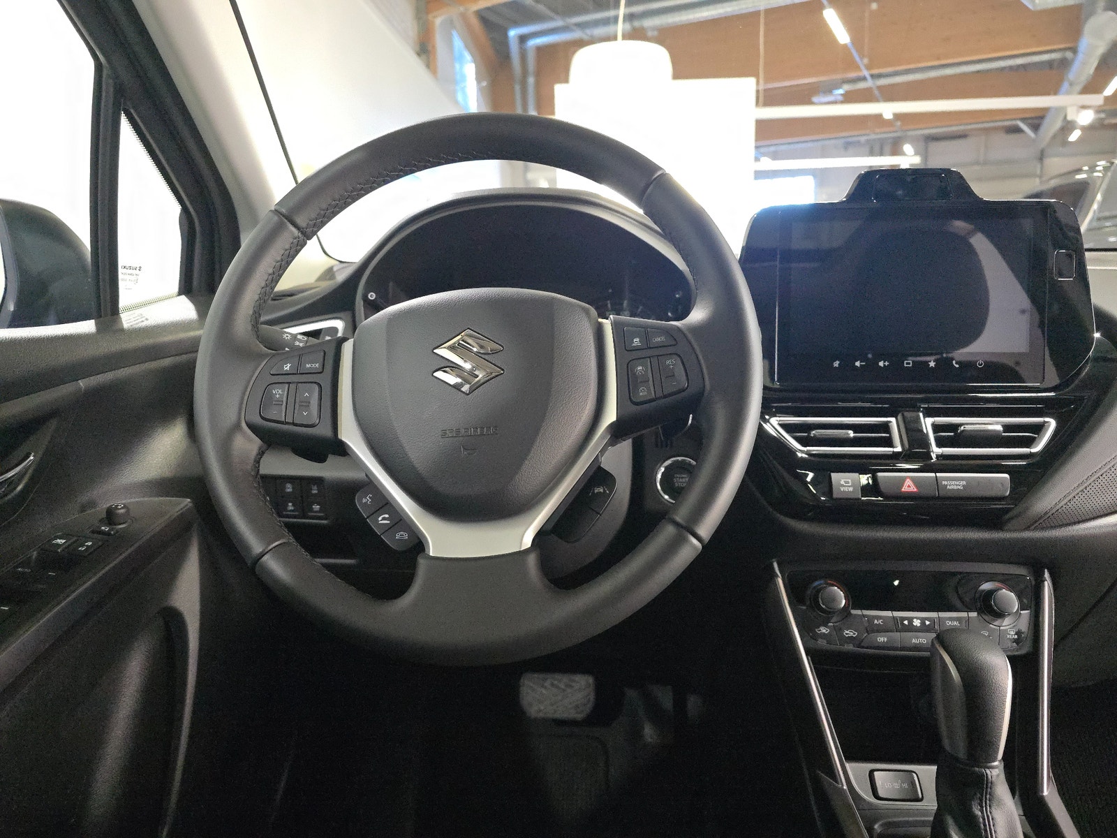 Suzuki S-Cross Inclusive 1,4T Hybrid AllGrip Aut | V-hjul & M-värm 2025 - miniatyr 11