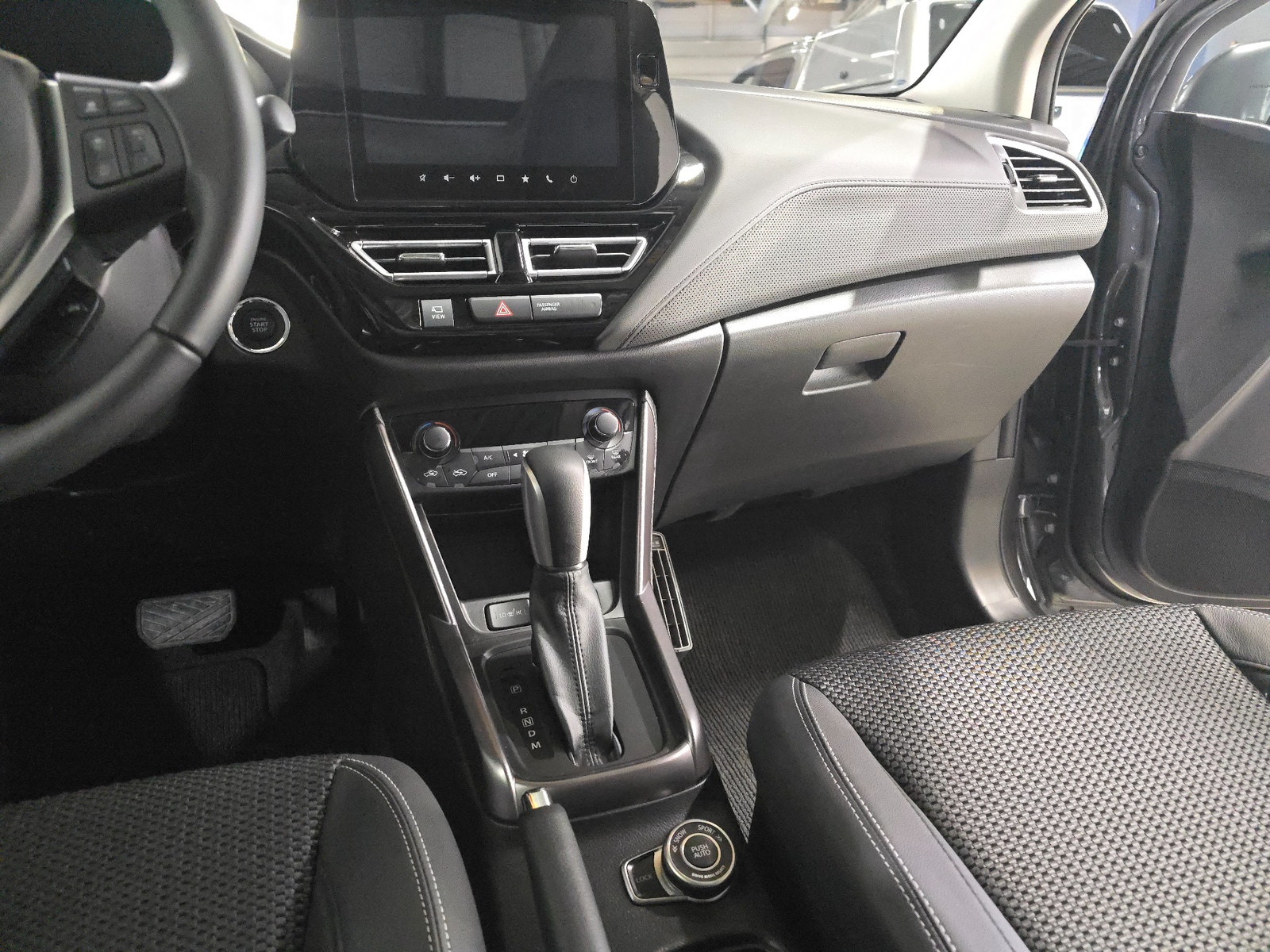 Suzuki S-Cross Inclusive 1,4T Hybrid AllGrip Aut | V-hjul & M-värm 2025 - miniatyr 10