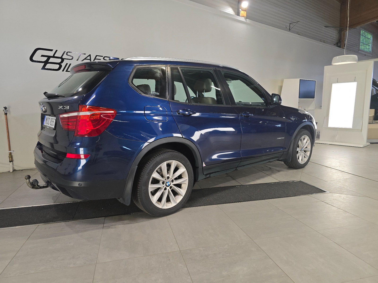 BMW X3 xDrive20d Steptronic | Drag, D-värm, V-hjul, Skinn, H/K 2016 - miniatyr 4