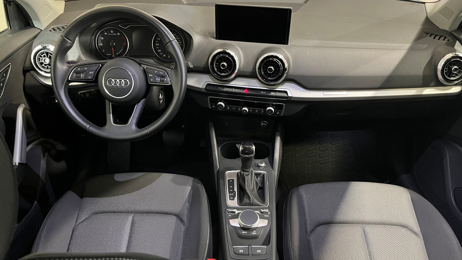 Audi Q2 35 TFSI S Tronic Proline Advanced | Värmare Drag V-hjul 2022 - miniatyr 8