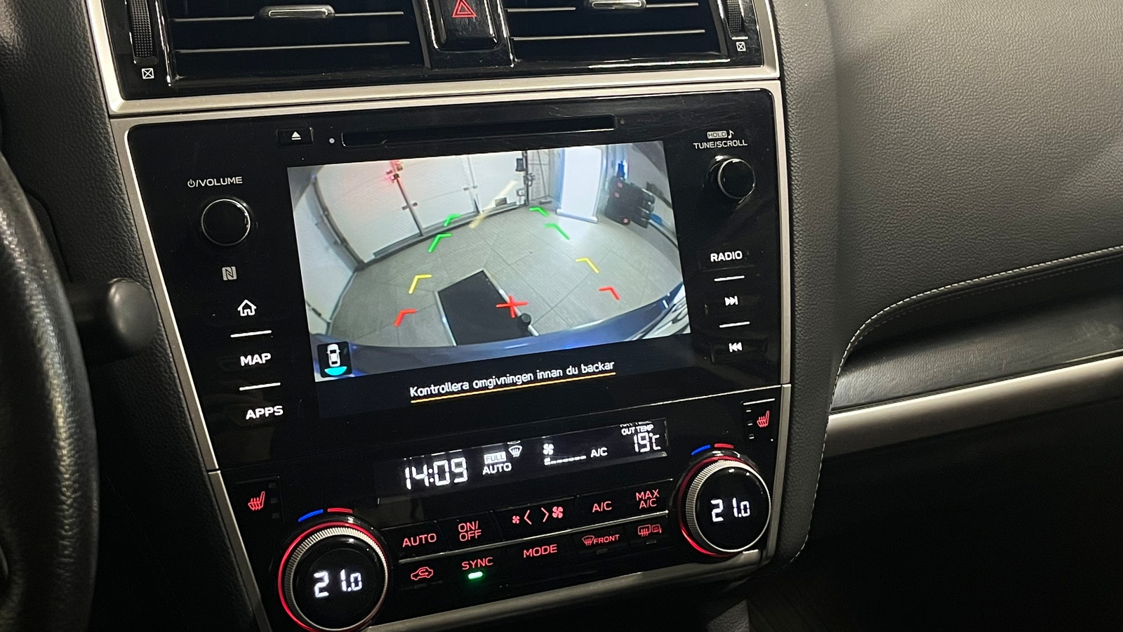 Subaru Outback 2.5 4WD Summit | V-Hjul M-Värm Drag LED-Ramp 2019 - miniatyr 12