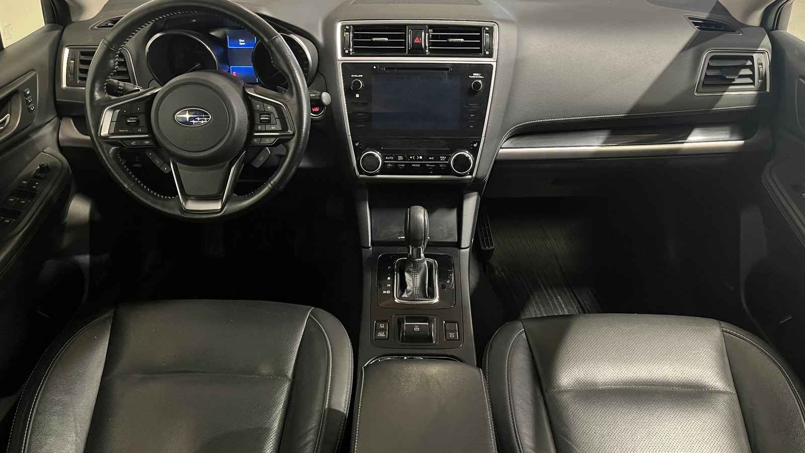 Subaru Outback 2.5 4WD Summit | V-Hjul M-Värm Drag LED-Ramp 2019 - miniatyr 9