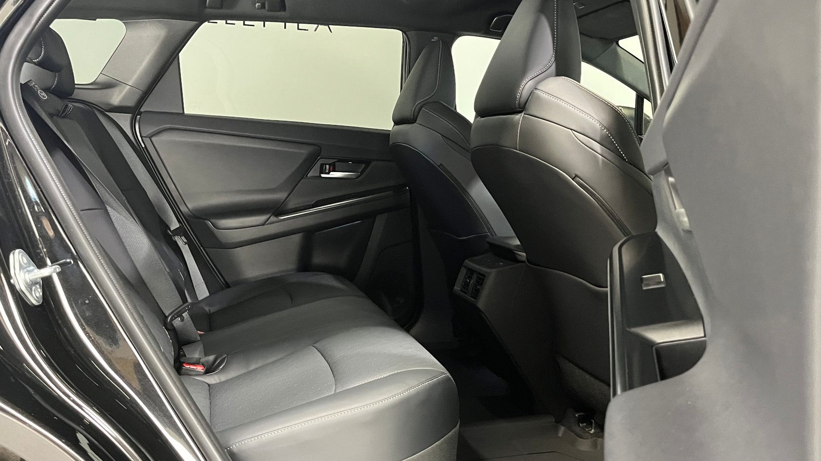 Subaru E-Outback Touring 74.7 kWh AWD | DEMO 2026 - miniatyr 7