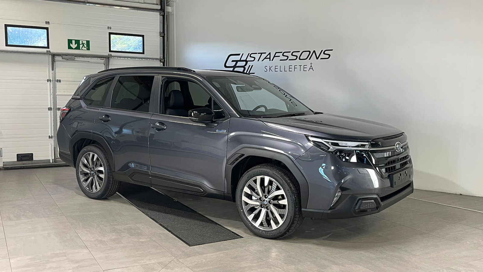 Subaru Forester e-Boxer Limited | Vinterhjul & Dragkrok