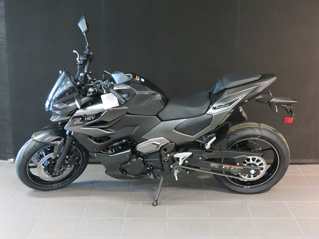 Kawasaki Z7 HYBRID 2024 - miniatyr 2