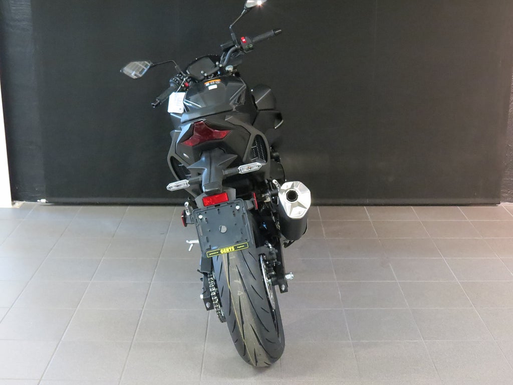Kawasaki Z7 HYBRID 2024 - miniatyr 5