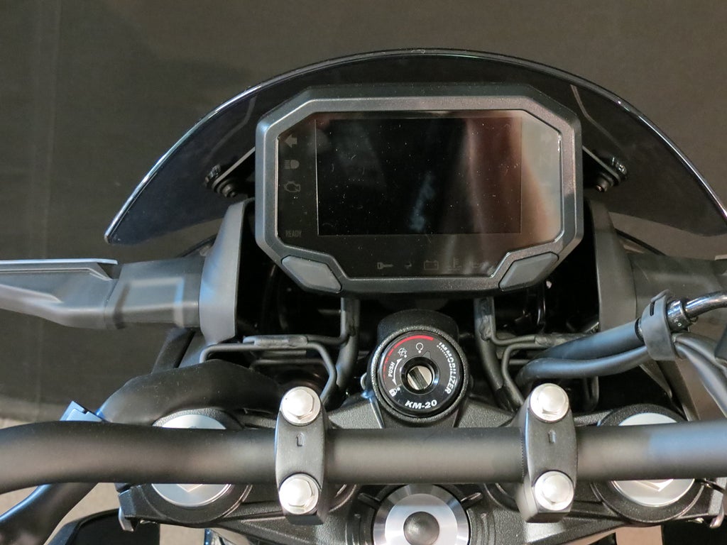 Kawasaki Z7 HYBRID 2024 - miniatyr 6