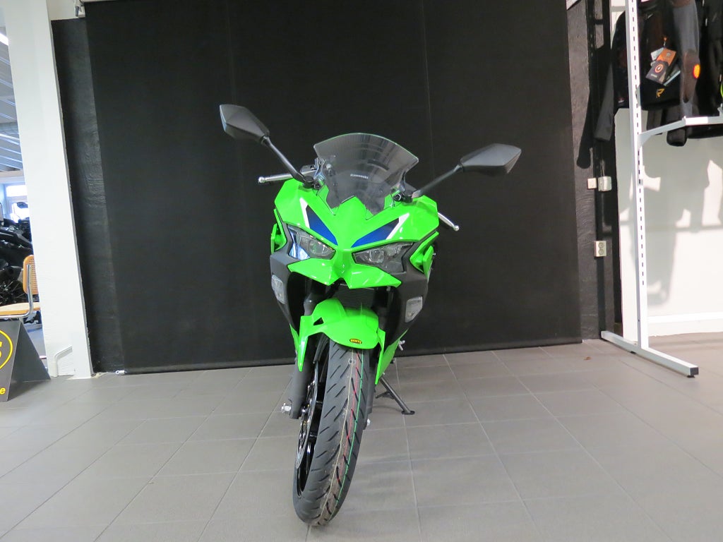 Kawasaki NINJA 500 SE KAMPANJ 2026 - miniatyr 3