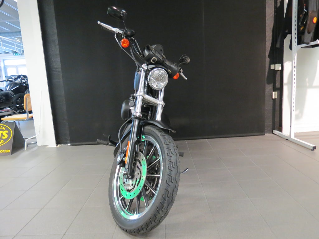 Harley-Davidson sportster XL 883 R 2006 - miniatyr 3
