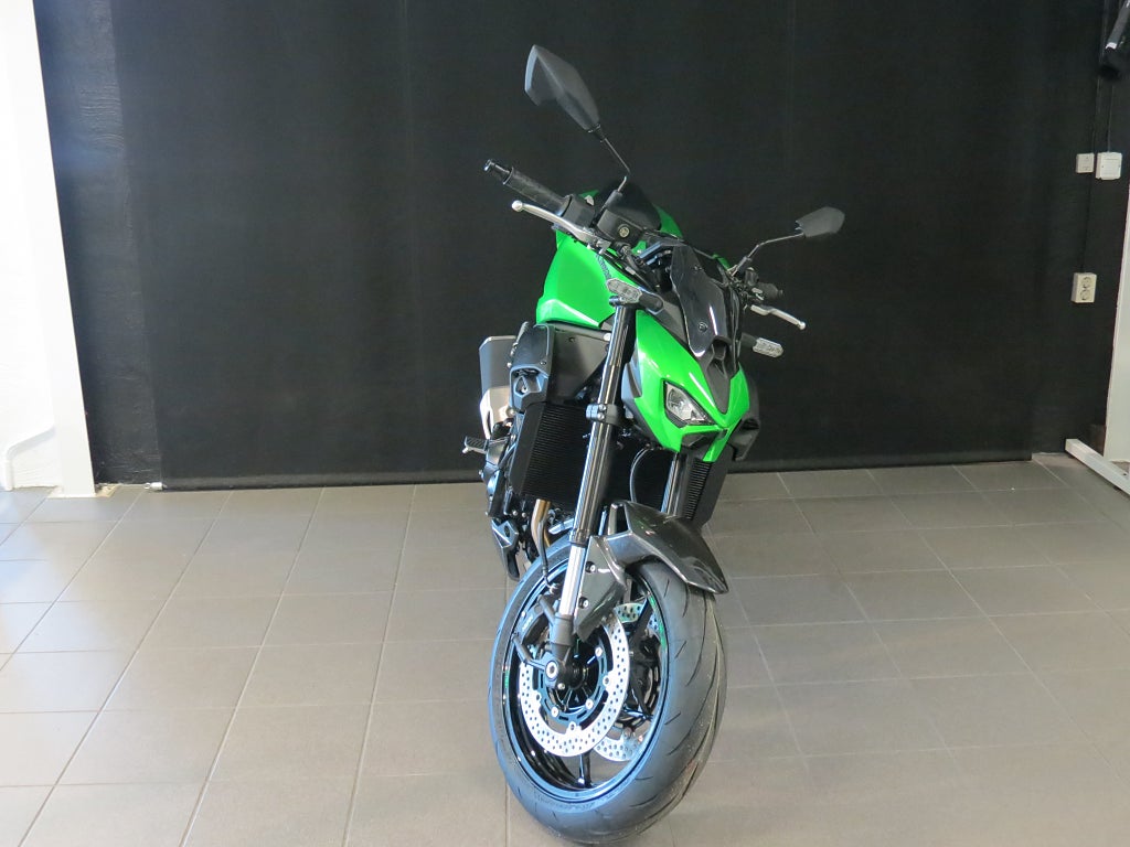Kawasaki Z 900 2026 - miniatyr 3