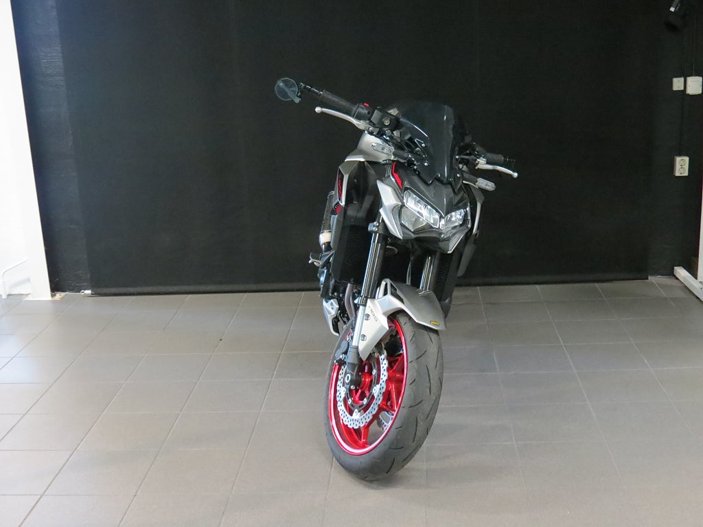 Kawasaki Z 900 PERFORMANCE 2023 - miniatyr 3