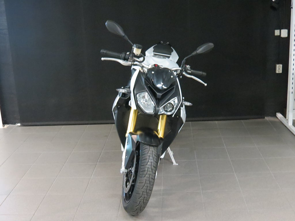 BMW S 1000 R 2016 - miniatyr 3