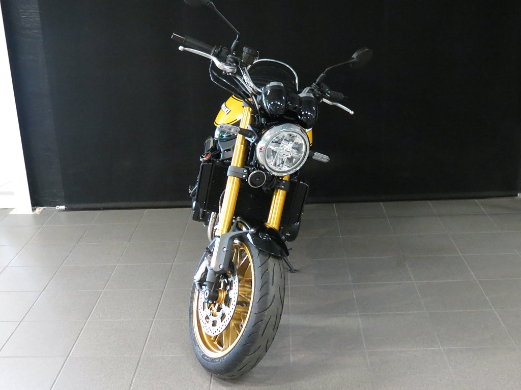 Kawasaki Z 900 RS SE 2022 - miniatyr 3
