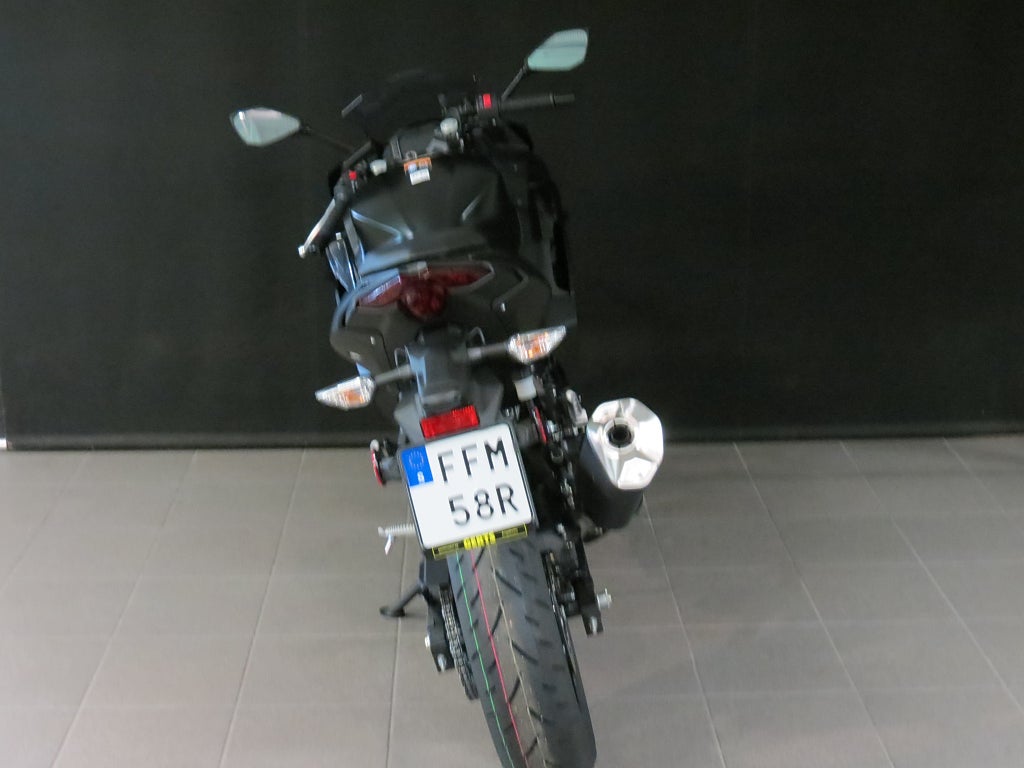 Kawasaki NINJA 500 2027 - miniatyr 5