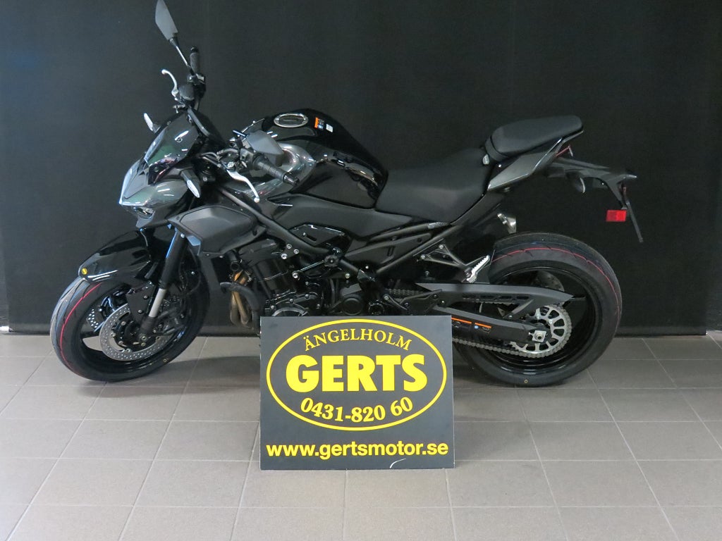 Kawasaki z 900