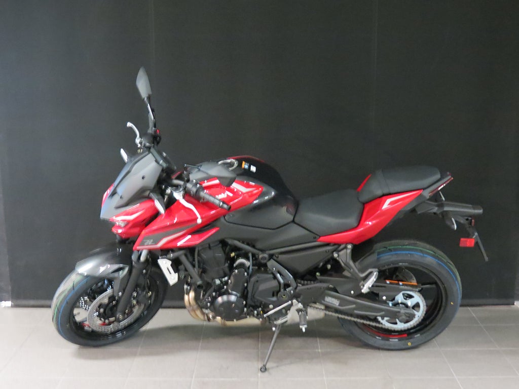 Kawasaki Z 650 S 2027 - miniatyr 2