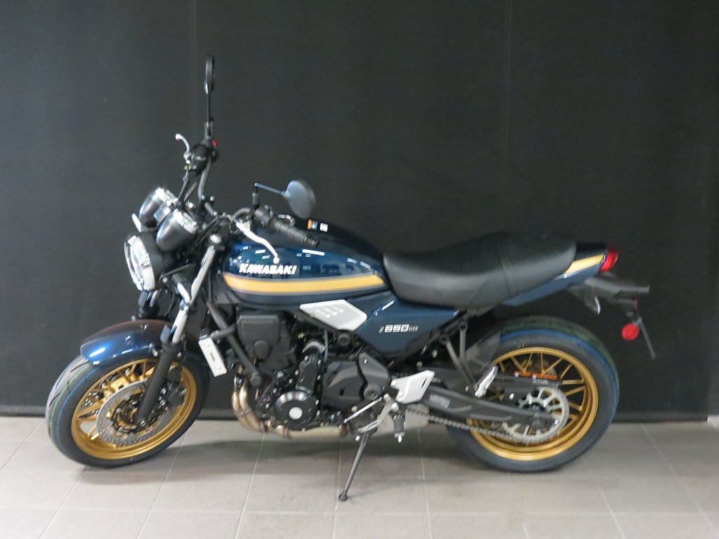 Kawasaki Z 650 RS 2027 - miniatyr 2