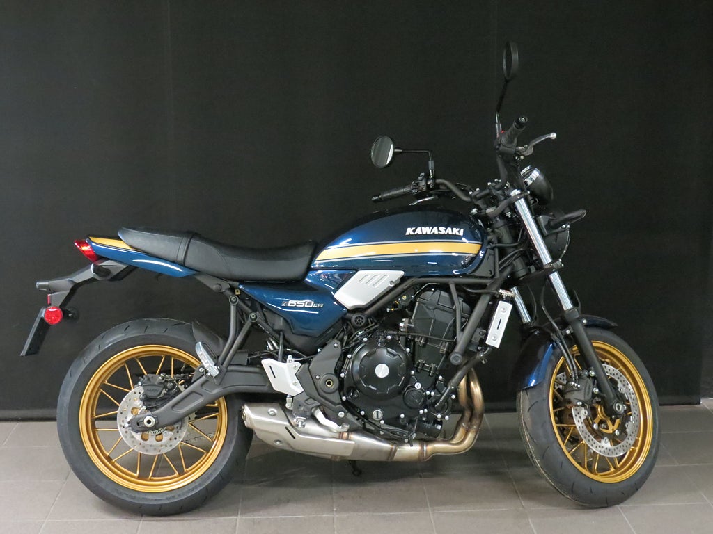 Kawasaki Z 650 RS 2027 - miniatyr 4