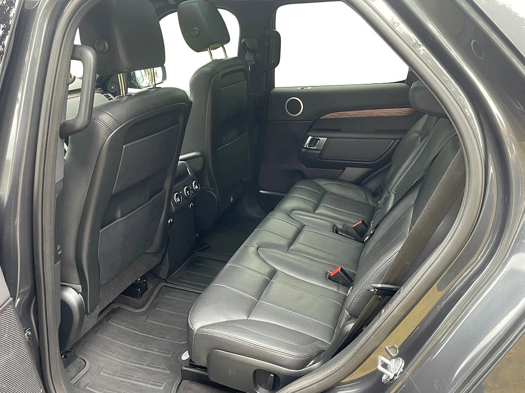 Land Rover Discovery 2017 - miniatyr 12