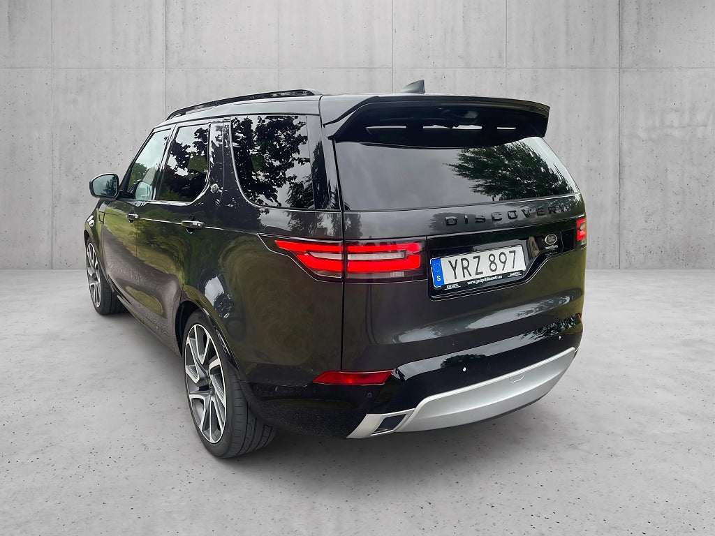 Land Rover Discovery 2017 - miniatyr 3