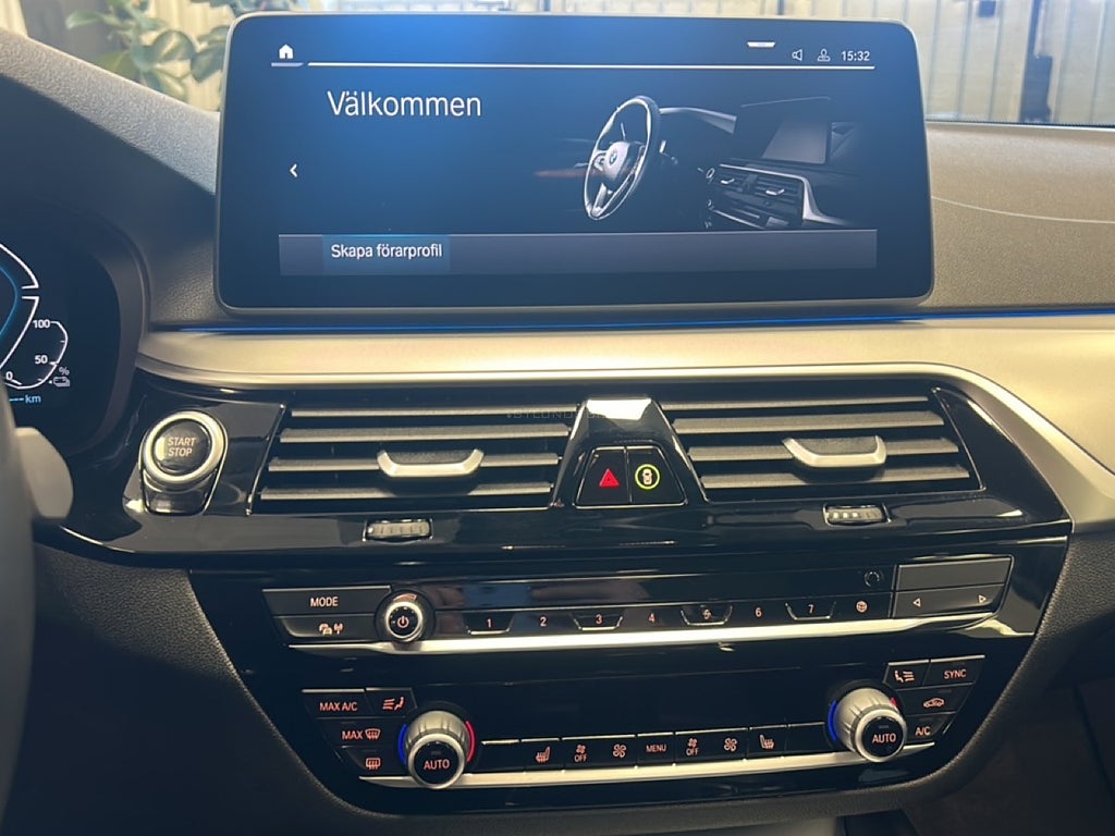 BMW 530e 2022 - miniatyr 14
