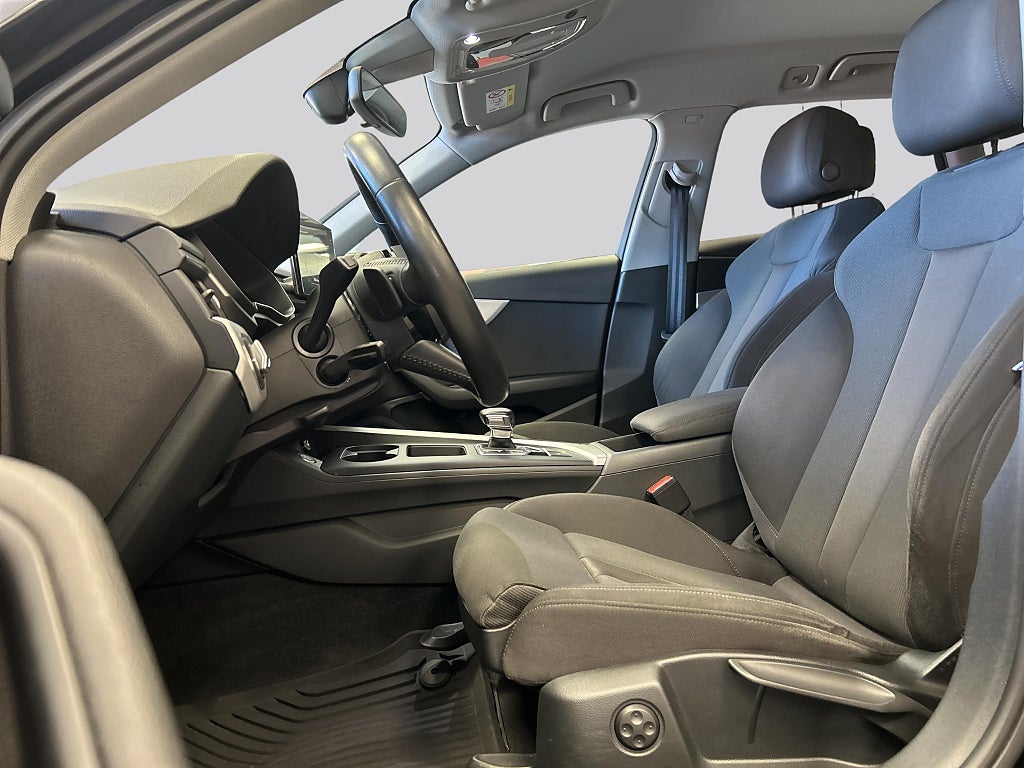 Audi A4 2020 - miniatyr 9