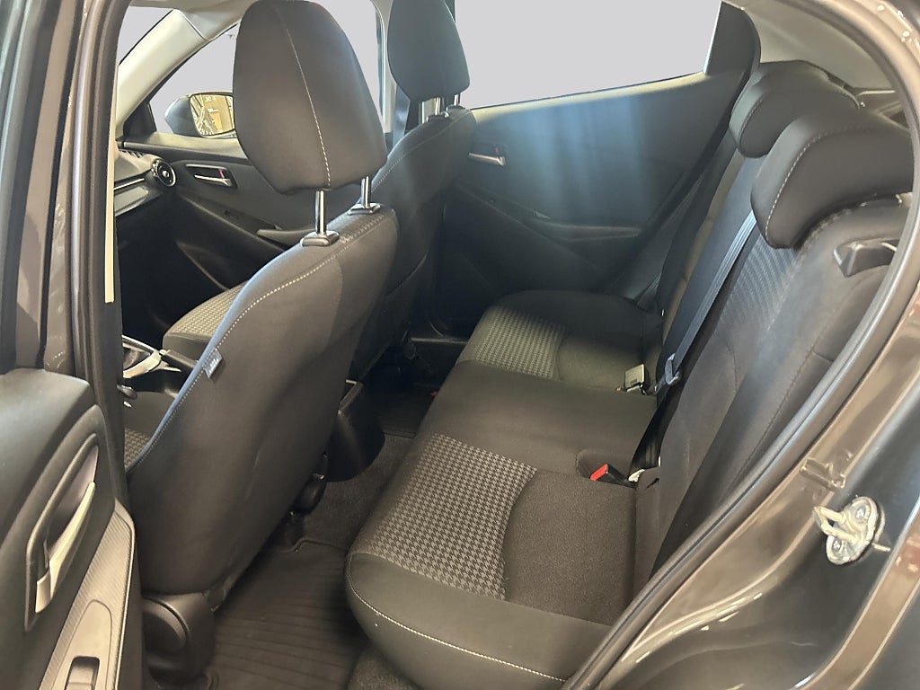 Mazda 2 2019 - miniatyr 9