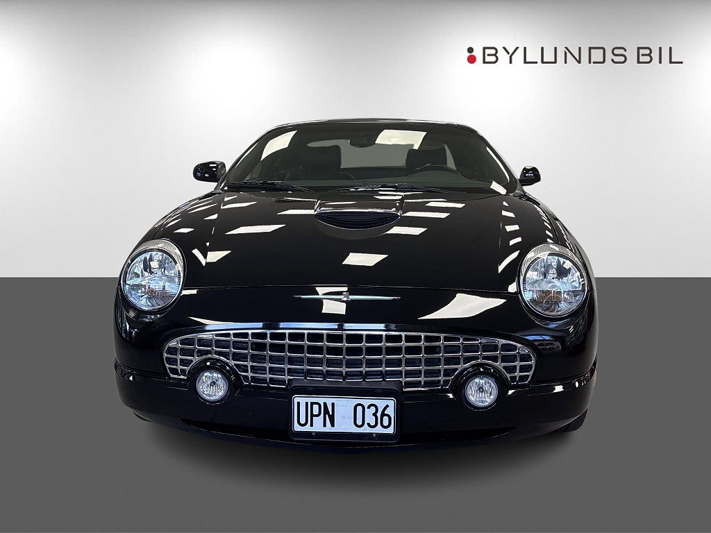 Ford Thunderbird 2002 - miniatyr 2