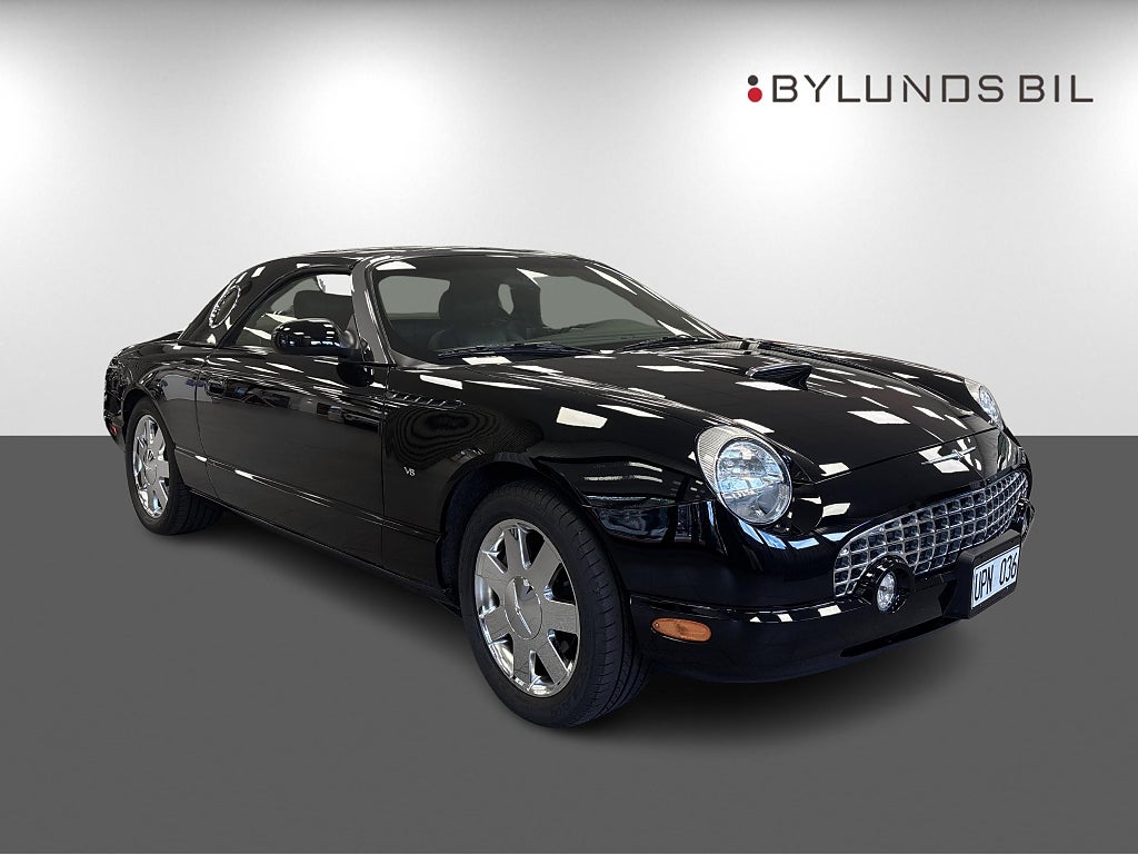Ford Thunderbird 2002 - miniatyr 3