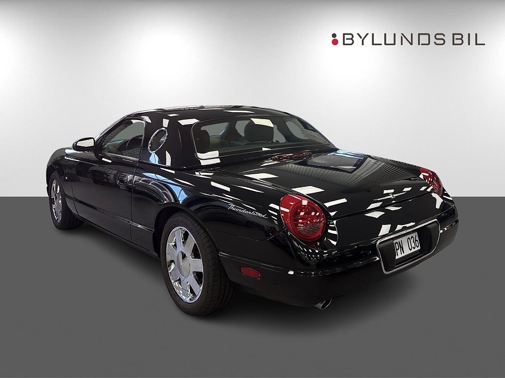 Ford Thunderbird 2002 - miniatyr 6