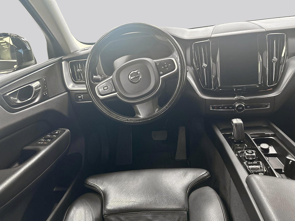 Volvo XC60 2020 - miniatyr 7