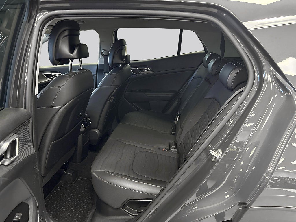 Kia Sportage 2022 - miniatyr 9