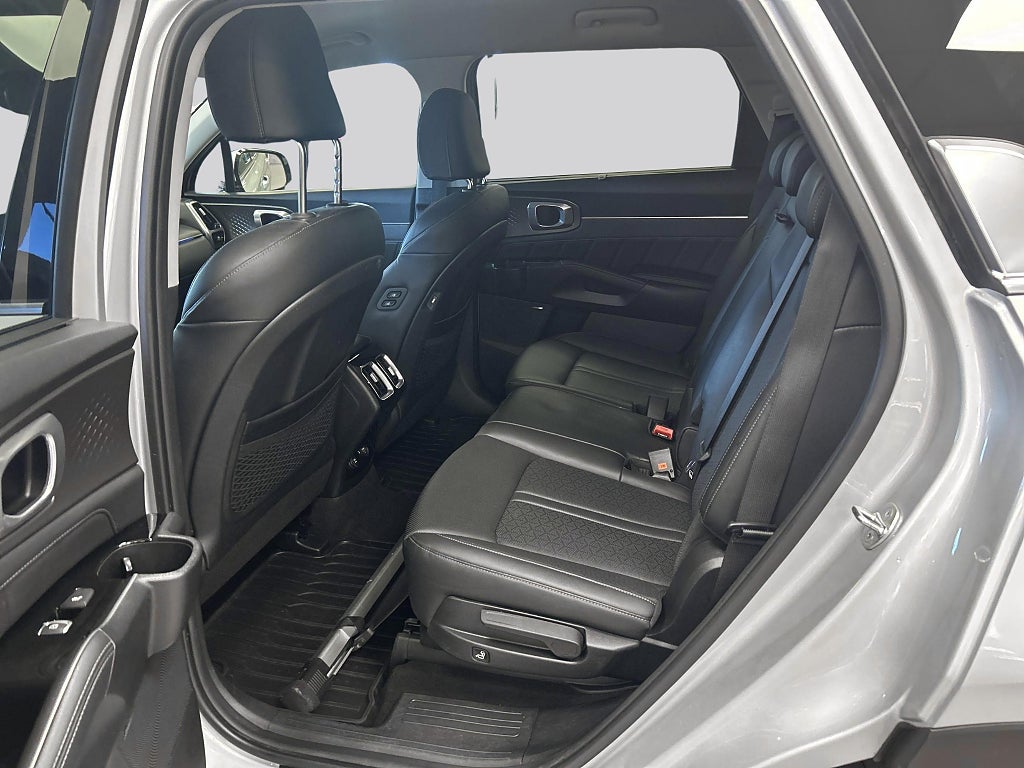 Kia Sorento 2023 - miniatyr 9